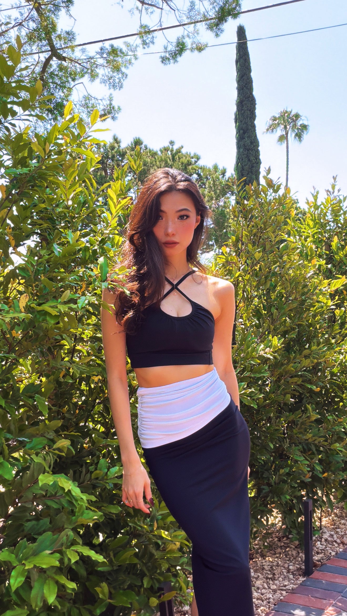 The Quiet Form Asymmetry Maxi – Black