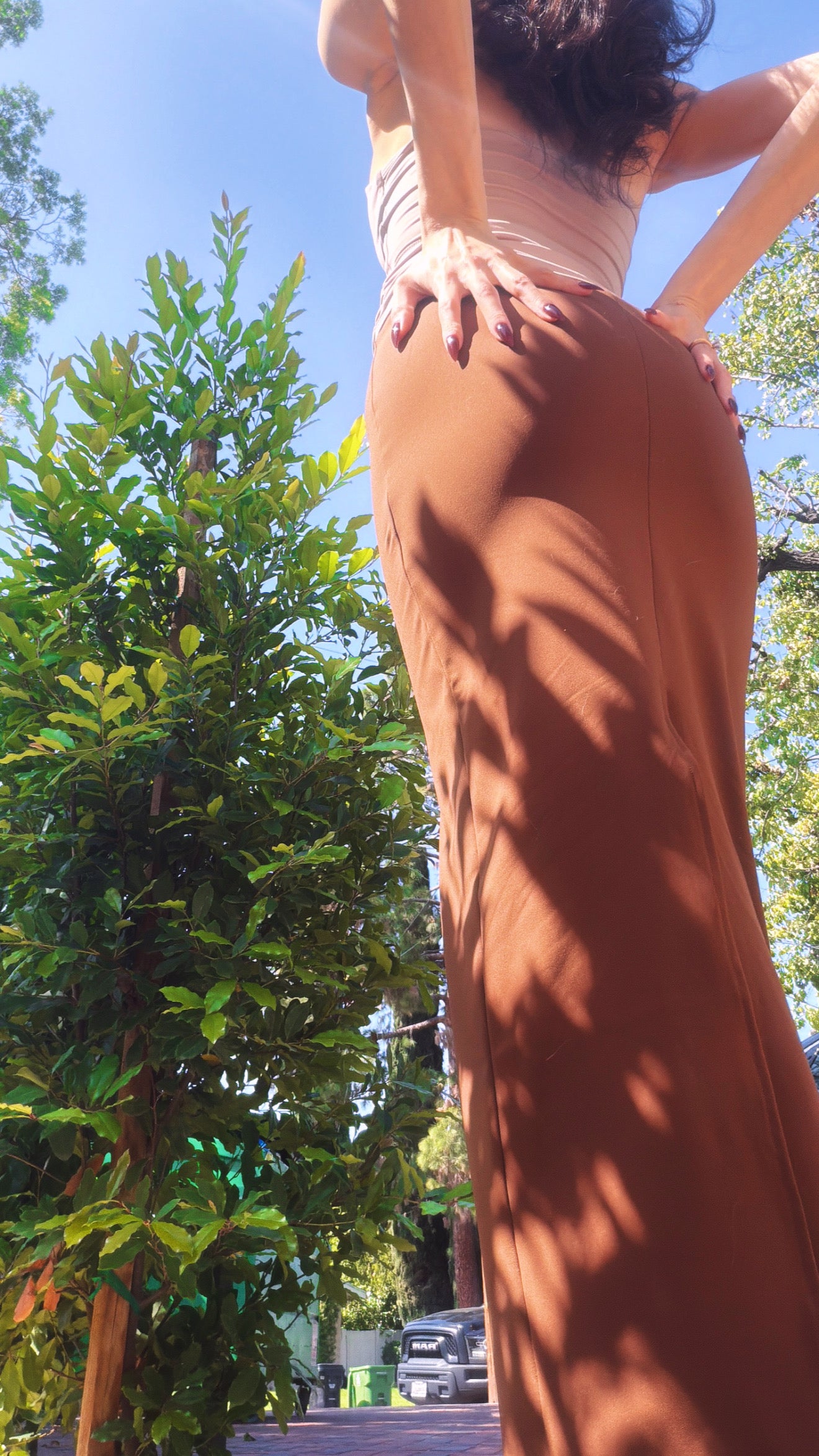 The Quiet Form Asymmetry Maxi – Cocoa